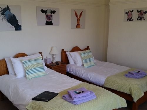 The Red House East Hotel Bourton-on-the-Water Екстериор снимка