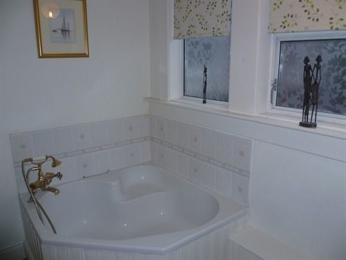 The Red House East Hotel Bourton-on-the-Water Екстериор снимка